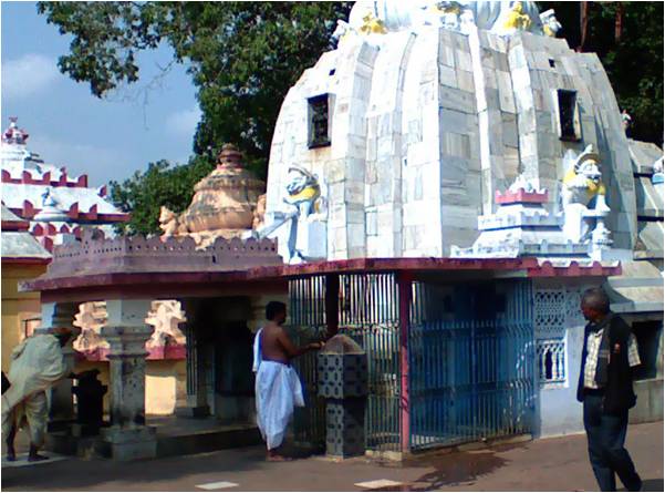 Shree Loknath Temple Puri CCabs